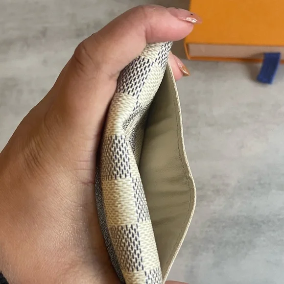 SOLD Authentic Louis Vuitton Card Holder - Picture 10 of 12